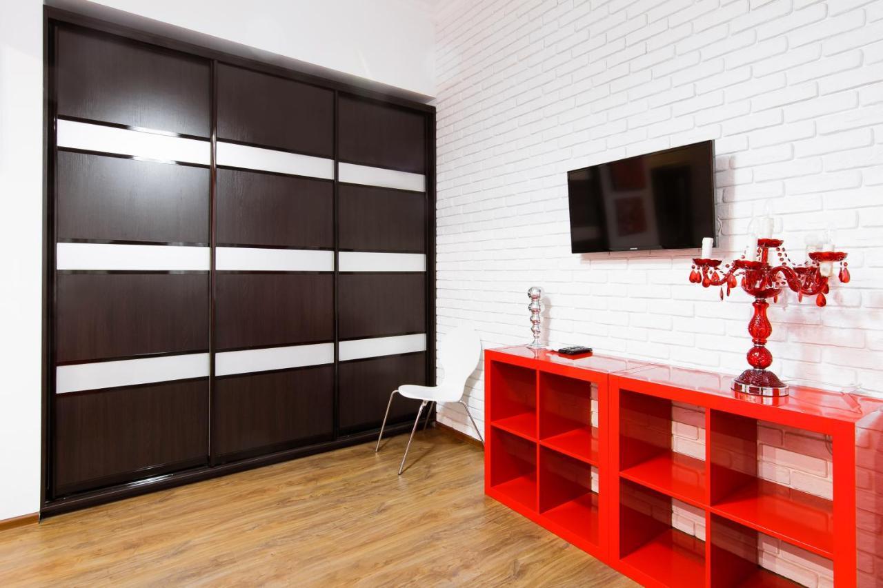 Modern Apartment In The City Center In A New Building โอเดสซา ภายนอก รูปภาพ